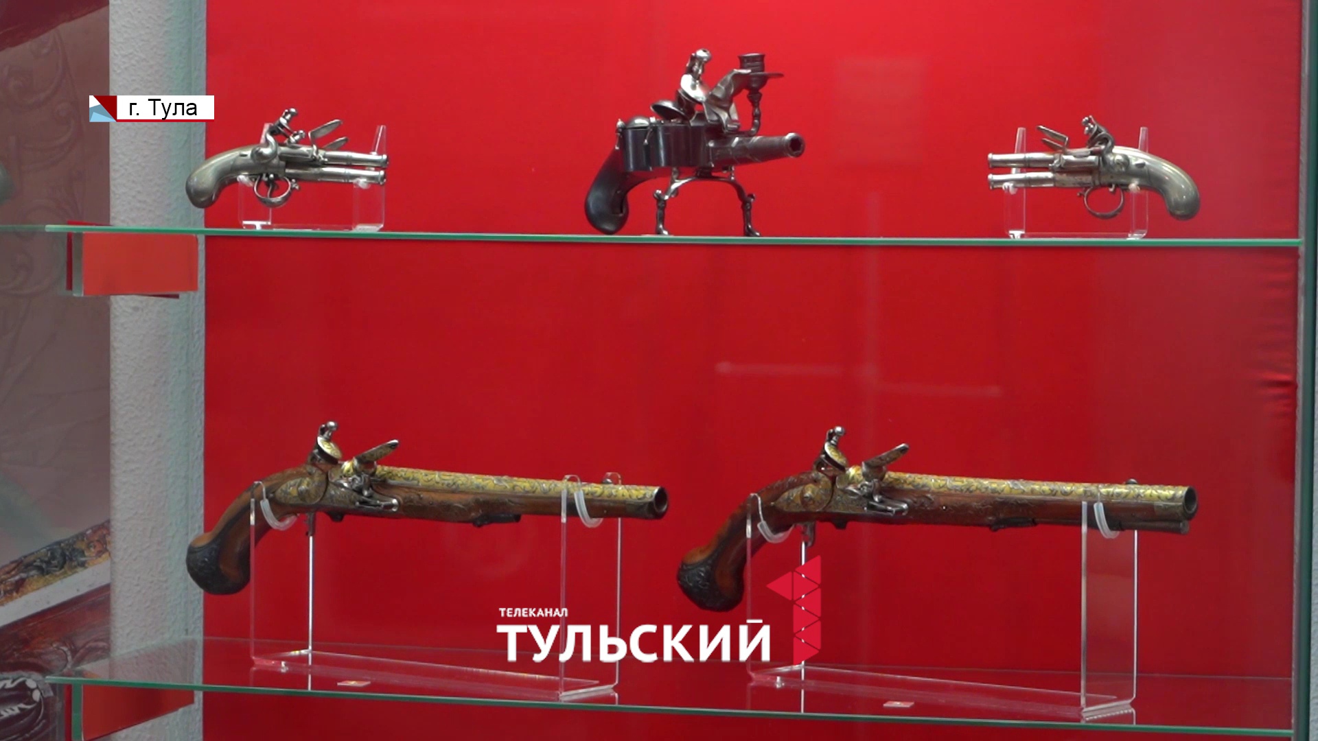Тулякам покажут уникальный пистолет-чернильницу Екатерины II