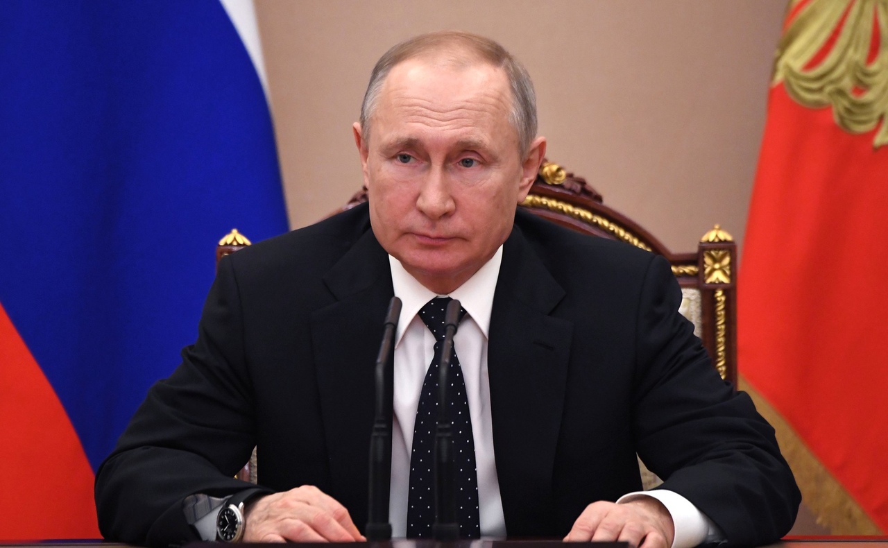 Владимир Путин призвал вакцинировать россиян на дачах