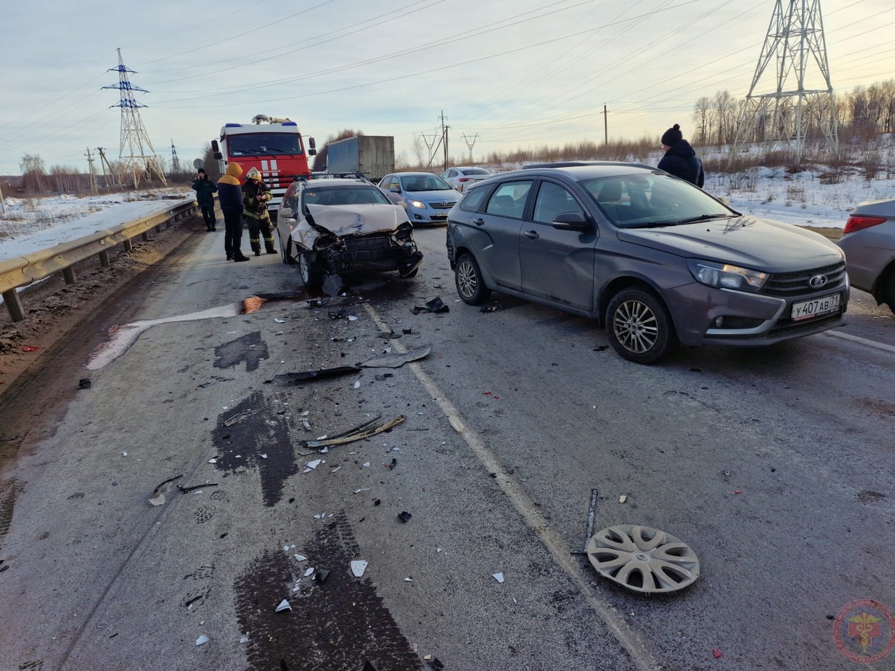 Под Тулой на трассе М-2 в ДТП с 5 машинами пострадали 2 человека - Новости  Тулы и области - 1tulatv