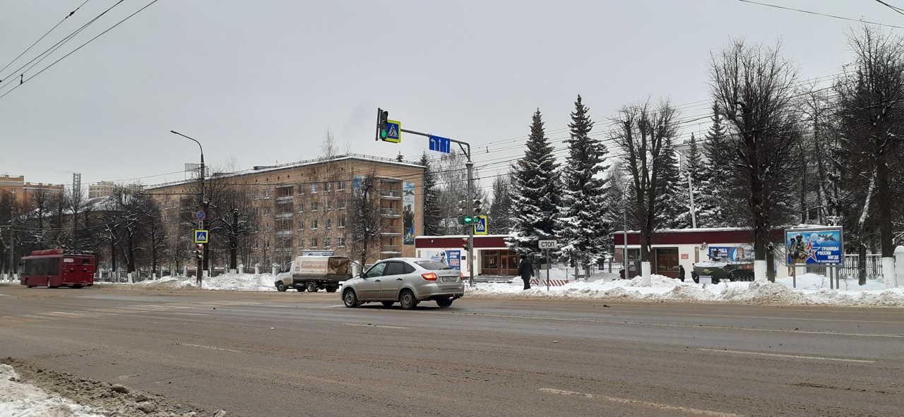 В Туле заработал светофор, разрешающий левый поворот на проспекте Ленина
