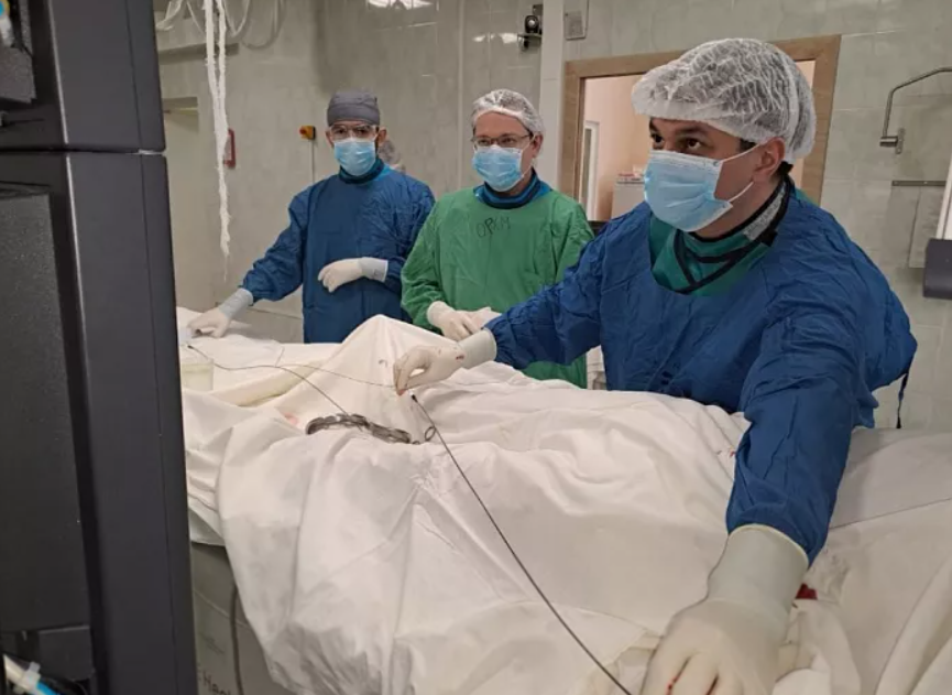 В Тульской области врачи впервые применили сложнейшую методику на операции