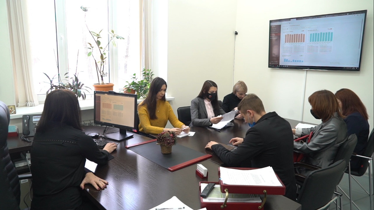 Сотрудники тульского МФЦ поделились опытом с коллегами из Новгородской области