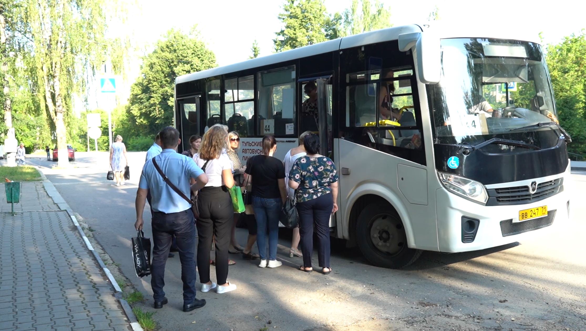 Туляки пожаловались на 44-ый маршрут городского автобуса: что показала  проверка - Новости Тулы и области - 1tulatv