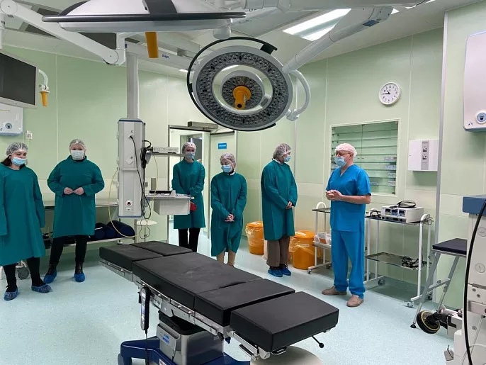 Рязанские студенты-медики посетили больницы Тулы и узнали о мерах поддержки врачей в регионе
