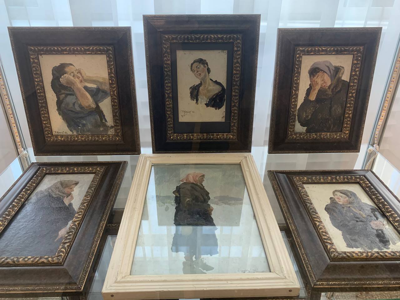 В Туле открылась выставка картин П.Н. Крылова, вдохновленных Зоей Космодемьянской