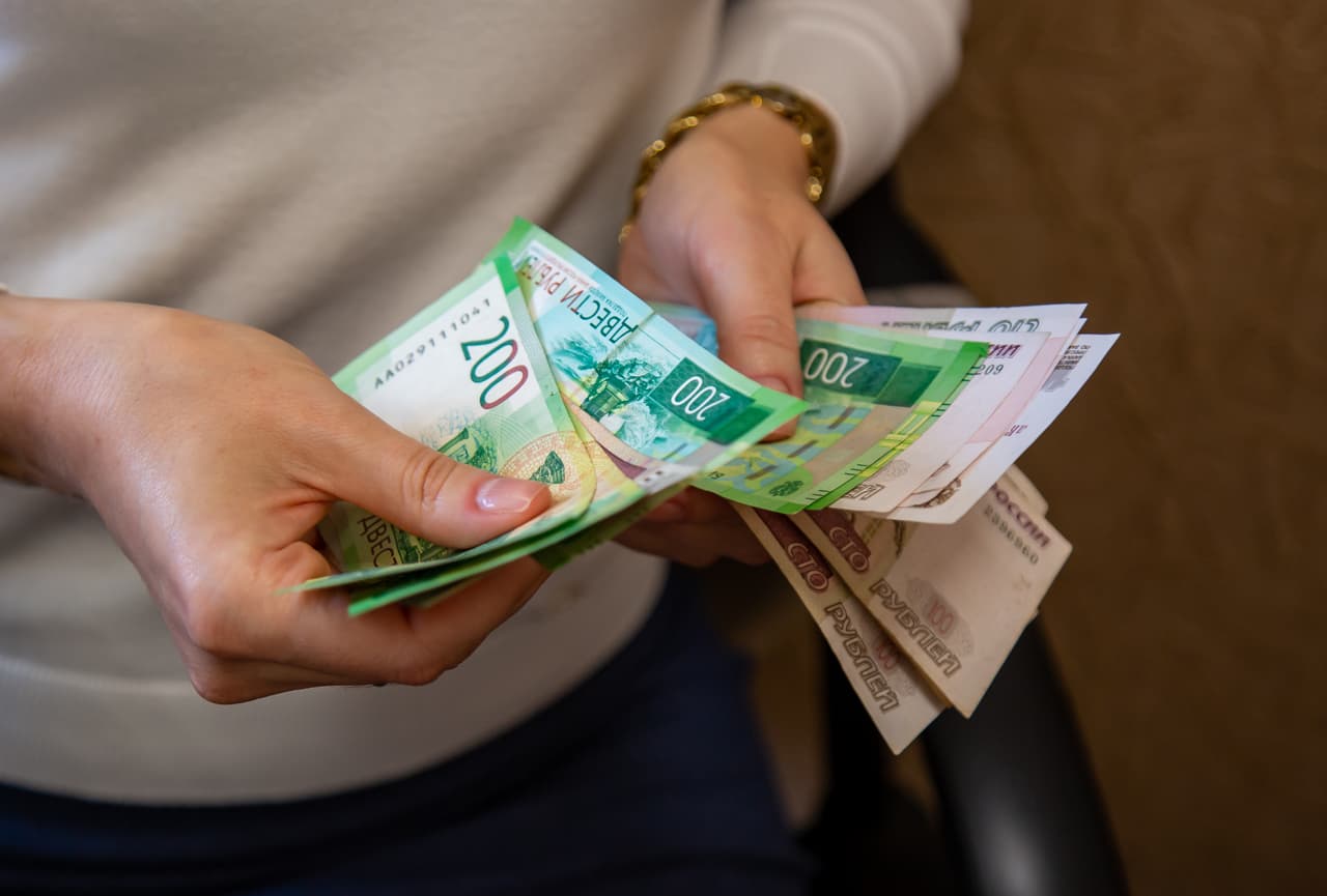 Почти половина россиян не справятся с экономическим кризисом без потерь Почти половина россиян не справятся с экономическим кризисом без потерь