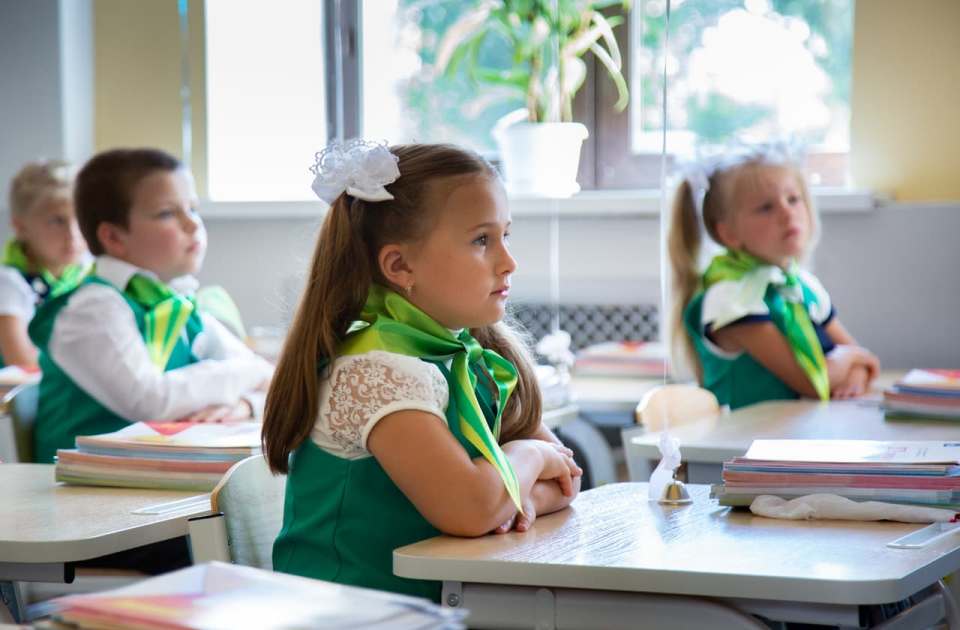 В тульских школах звонки заменят на патриотические песни