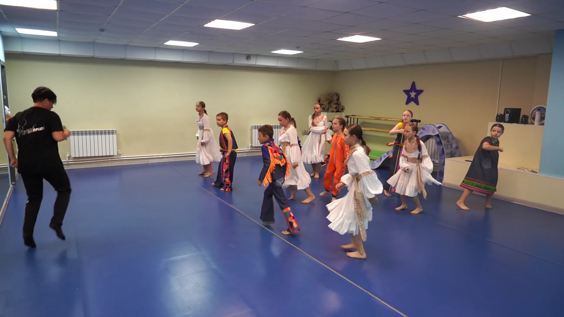 В Туле детей решили обучать танцам в игровой форме