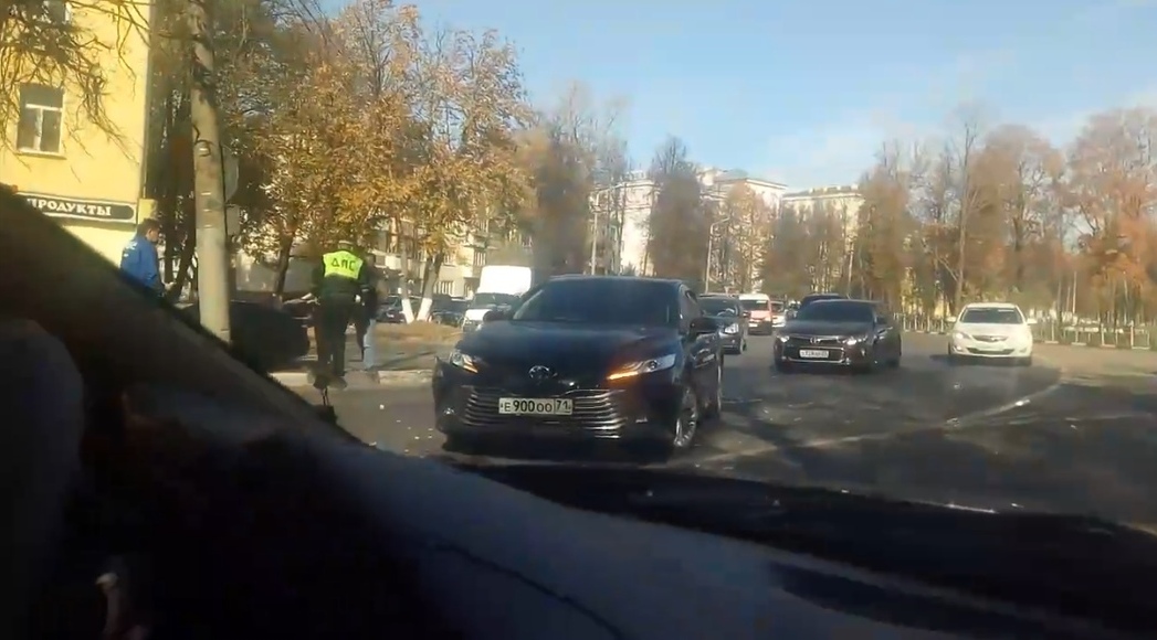 В Туле в результате ДТП на  улице Кирова оказались заняты две полосы