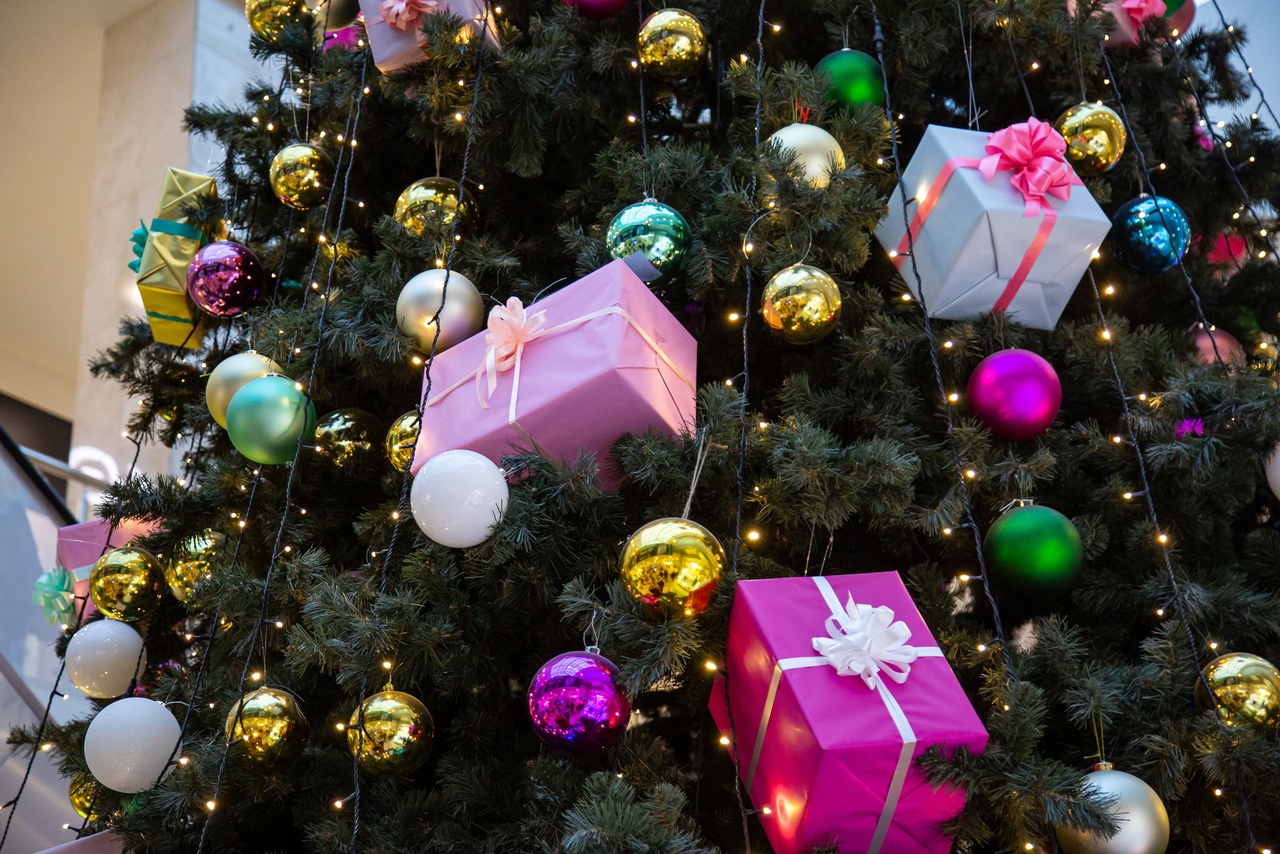 Туляков научат стильно упаковывать подарки к Новому году