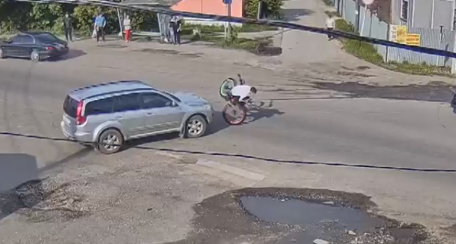 ДТП с велосипедистом в Узловой попало на видео