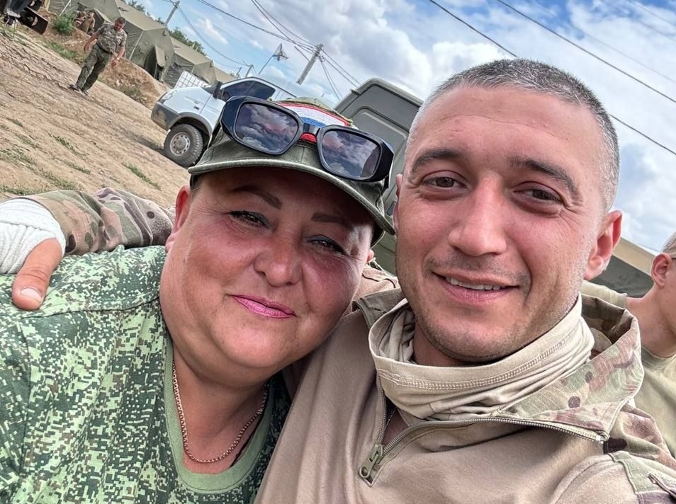 Медсестра из Тулы получила две медали за работу в зоне СВО