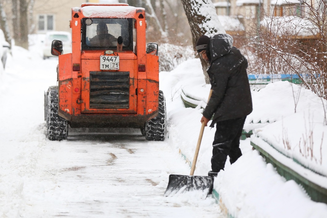Управляющие компании в Туле оштрафовали на 500 тысяч рублей за плохую уборку снега