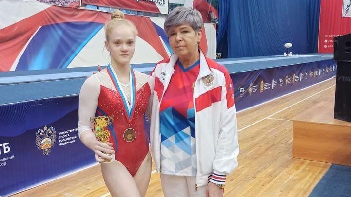 Гимнастка из Новомосковска Ирина Комнова вошла в резервный состав сборной России