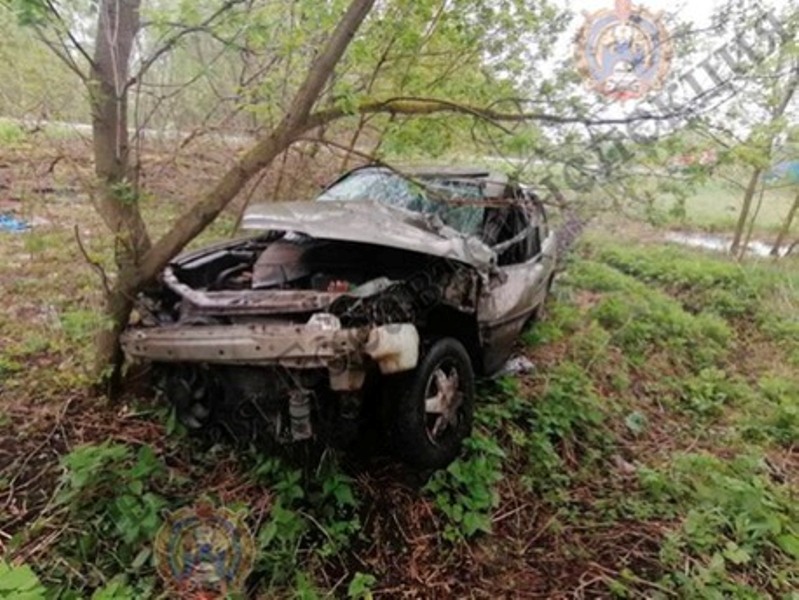 В Донском столкнулись 2 автомобиля: пострадали водитель и пассажир одной из машин 