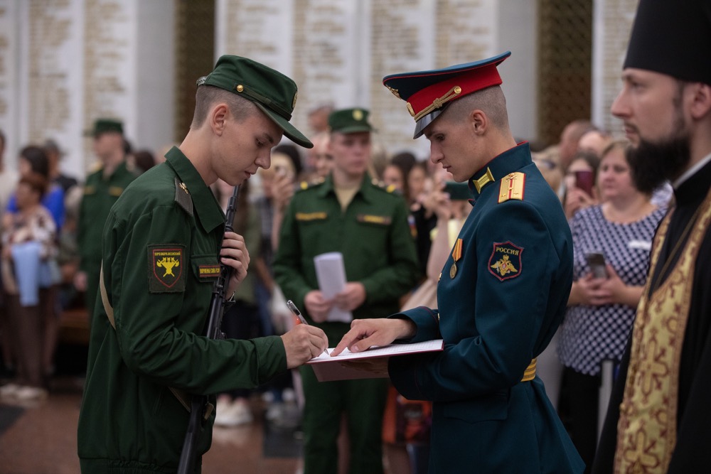 Почетный караул преображенского полка