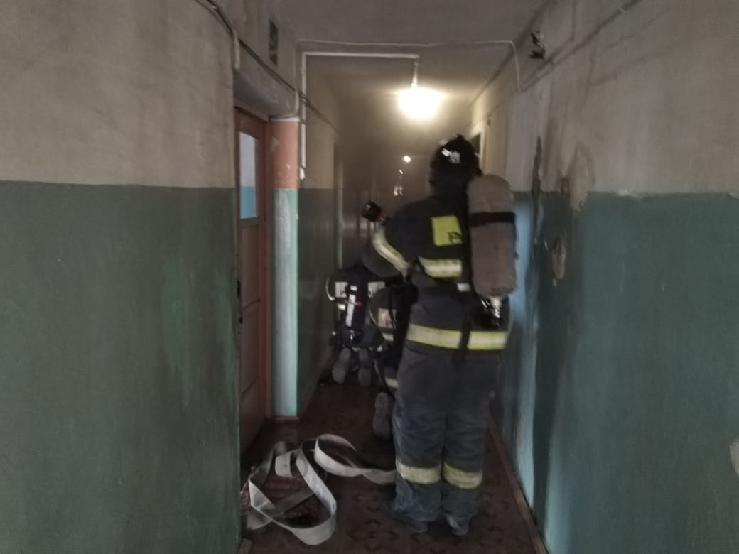 В Туле пожарные спасли 27 человек из жилого дома на Красноармейском проспекте