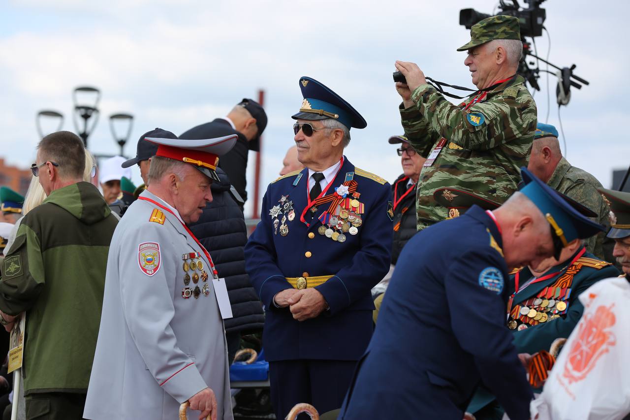 Как прошел Парад Победы в Туле: фоторепортаж | 09.05.2023 | Тула -  БезФормата