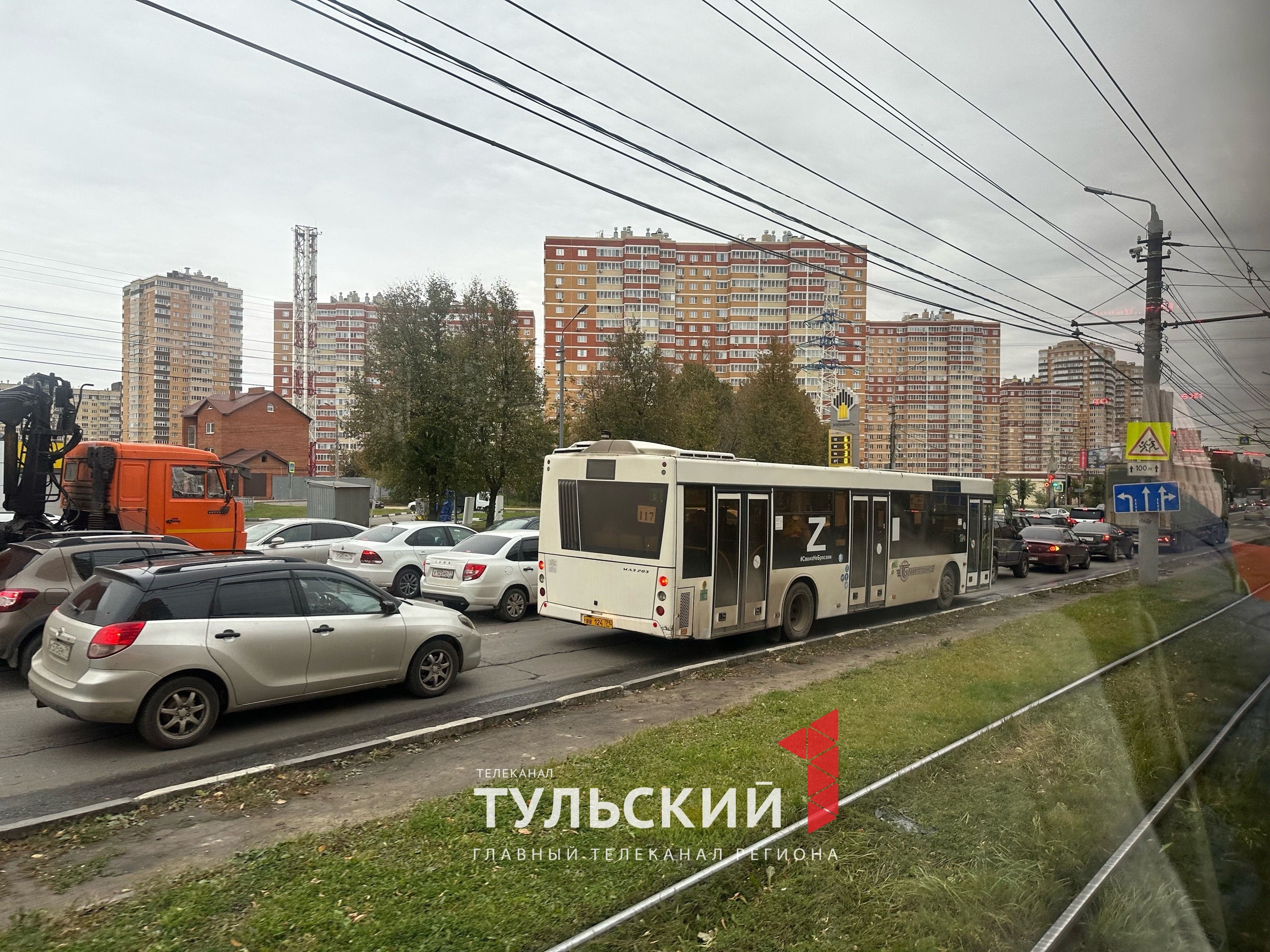 На проспекте Ленина в Туле образовалась автомобильная пробка | 12.10.2023 |  Тула - БезФормата