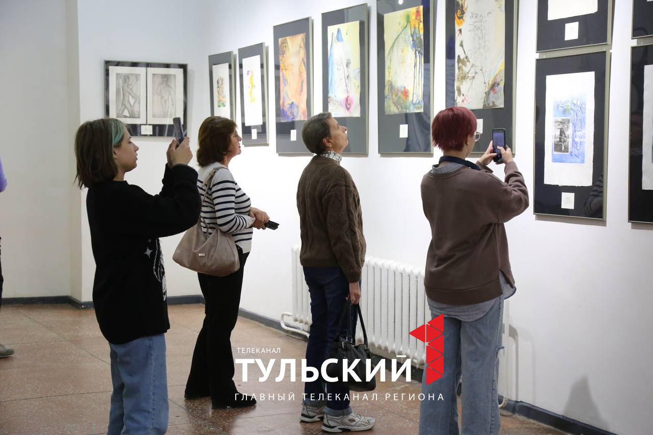 В Тулу приехали оригинальные картины Дали и Пикассо: фоторепортаж - Новости  Тулы и области - 1tulatv