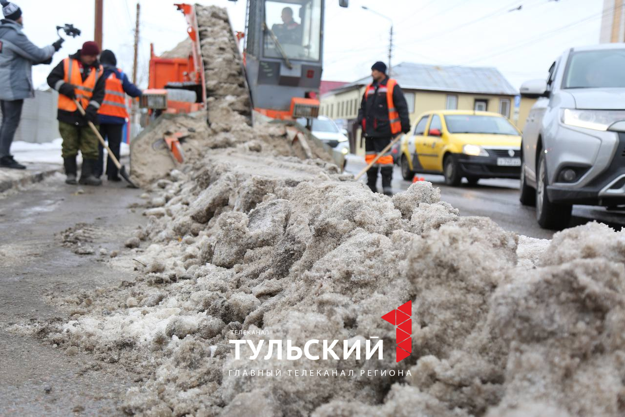 В администрации Тулы рассказали, куда эвакуируют припаркованные машины для  расчистки снега - Новости Тулы и области - 1tulatv