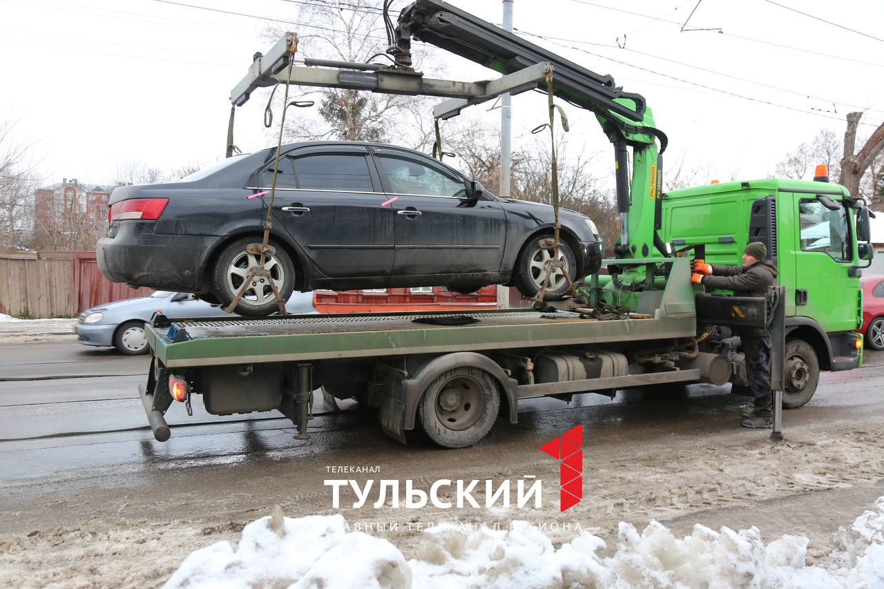 В администрации Тулы рассказали, куда эвакуируют припаркованные машины для  расчистки снега - Новости Тулы и области - 1tulatv