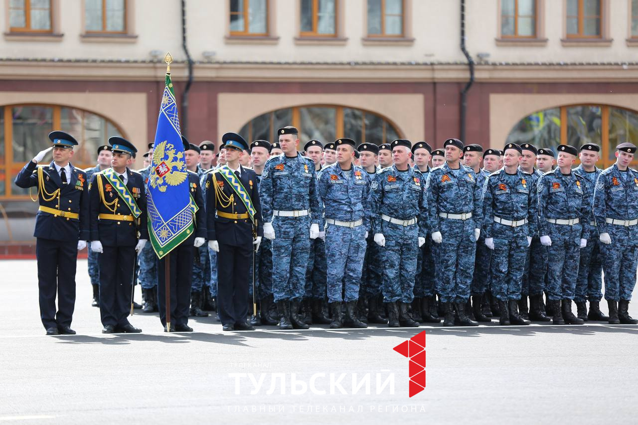 В Туле прошел Парад Победы: фоторепортаж - Новости Тулы и области - 1tulatv