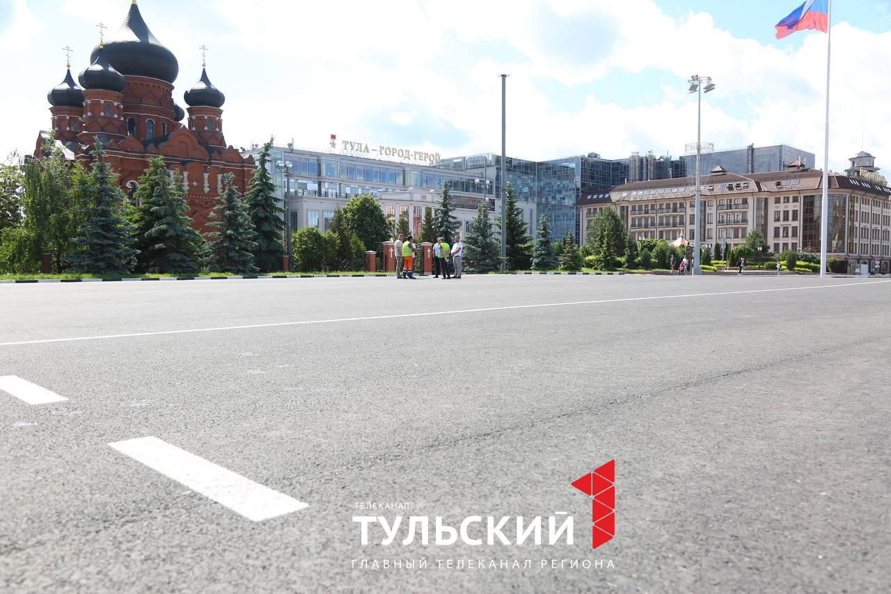 В Туле снова откроют парковку на площади Ленина | 04.06.2024 | Тула -  БезФормата