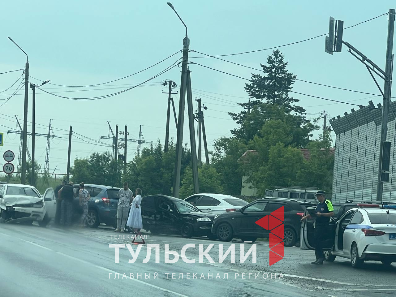 Возле новой школы в тульской деревне Ямны произошло массовое ДТП - Новости  Тулы и области - 1tulatv