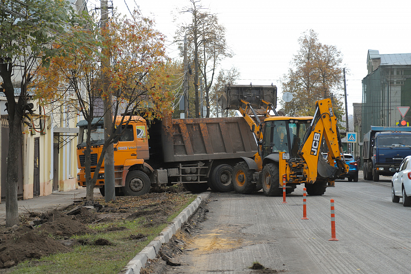 Капитальный ремонт тула. Щекинское шоссе тула камеры. Где в туле починить. Автосервис феникс. Кладут асфальт негры.
