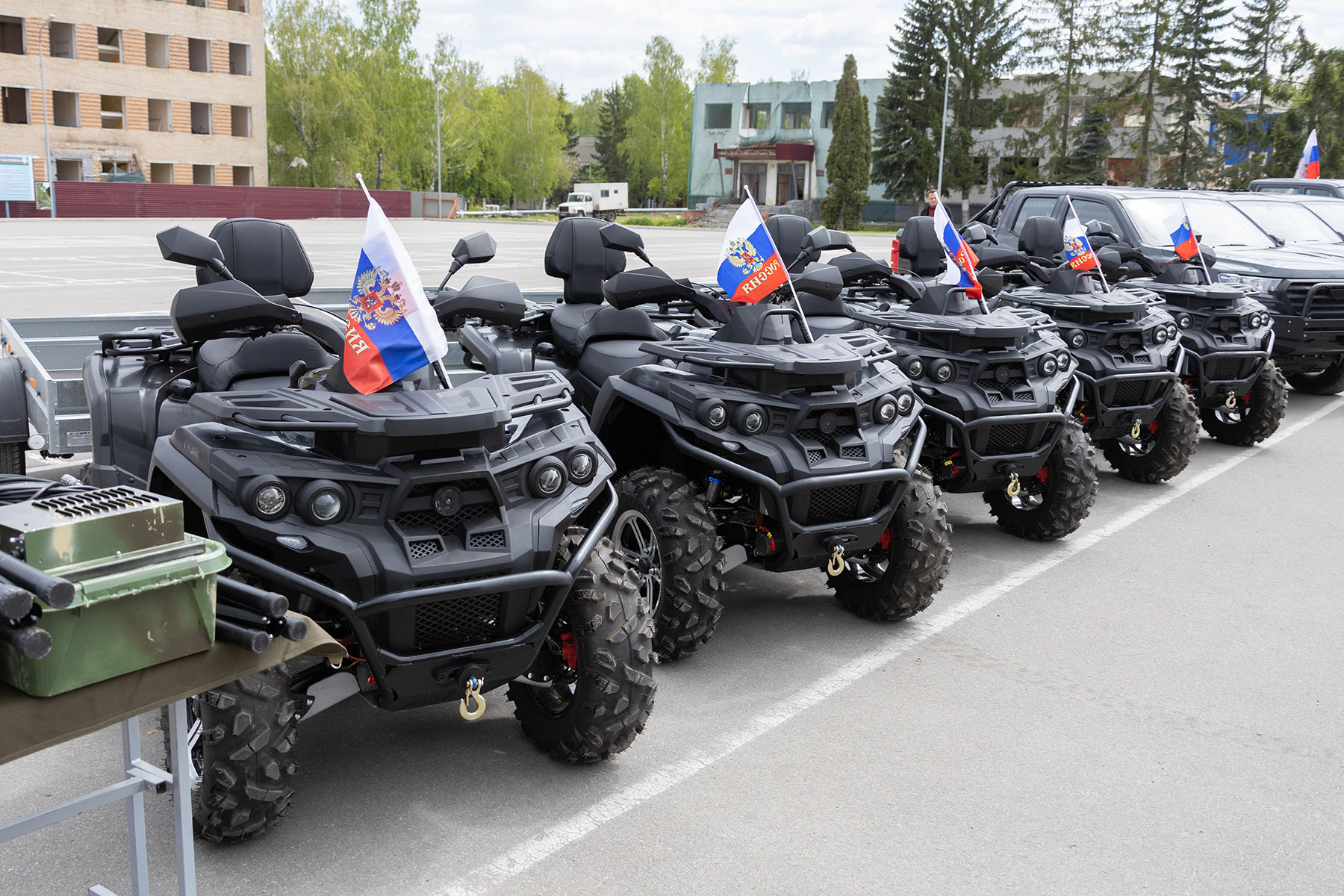 В Тульской области добровольческому отряду БАРС передали машины и  оборудование | 14.05.2024 | Тула - БезФормата