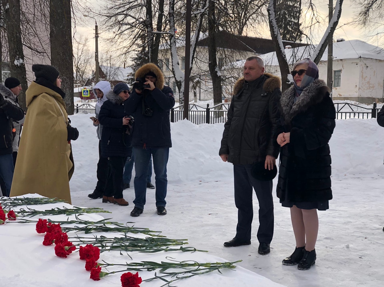 Чекалины новости последние на сегодня. Чекалин мэр. Город Чекалин зимой. Город Чекалин населен только мужчинами. Погода в Чекалине.