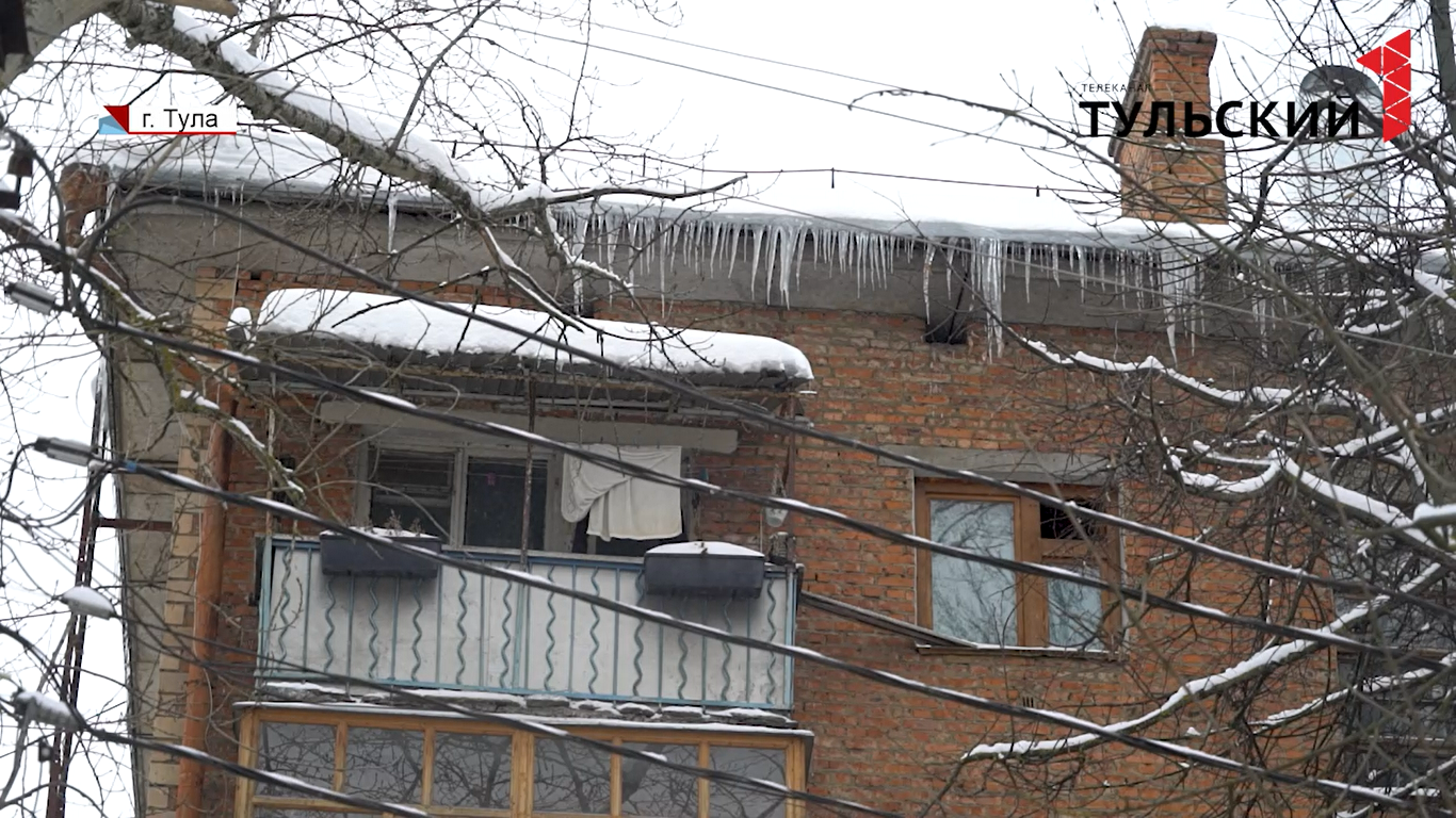 Почему в тульском поселке Барсуки течет крыша после капитального ремонта -  Новости Тулы и области - 1tulatv