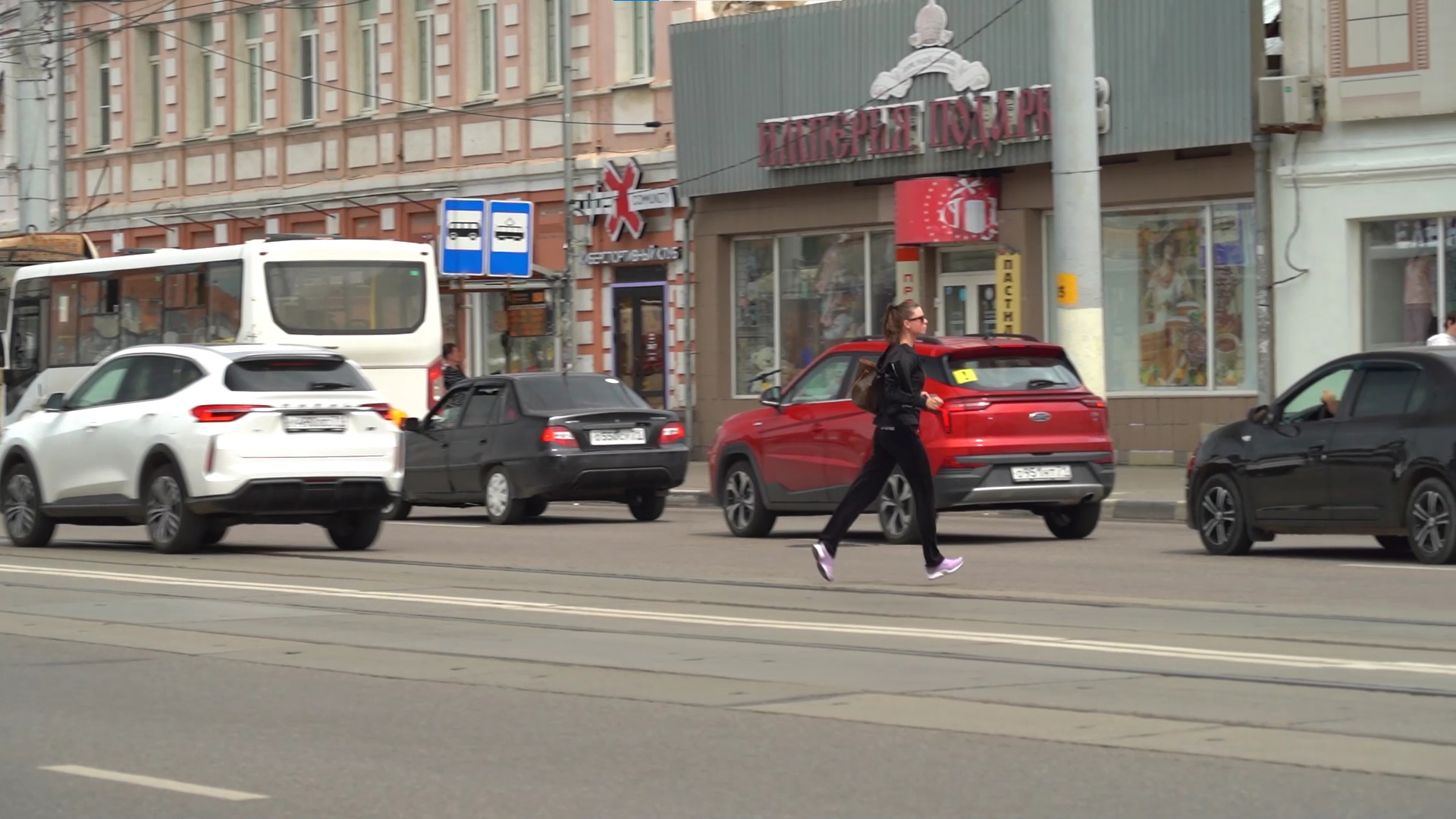 В Туле назвали самые опасные дороги для пешеходов - Новости Тулы и области  - 1tulatv