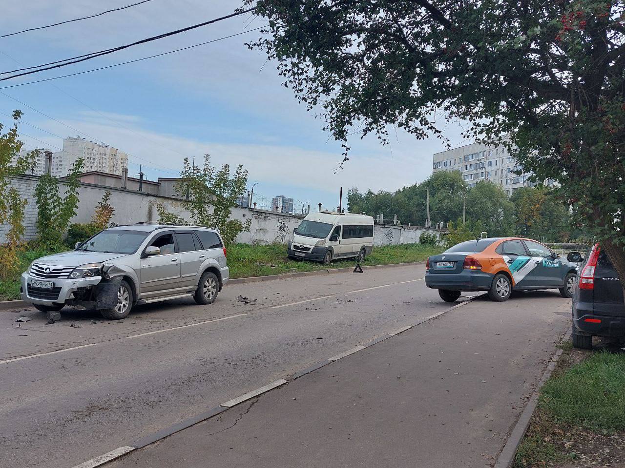 На улице Бондаренко в Туле в ДТП попала машина каршеринга | 27.09.2022 |  Тула - БезФормата