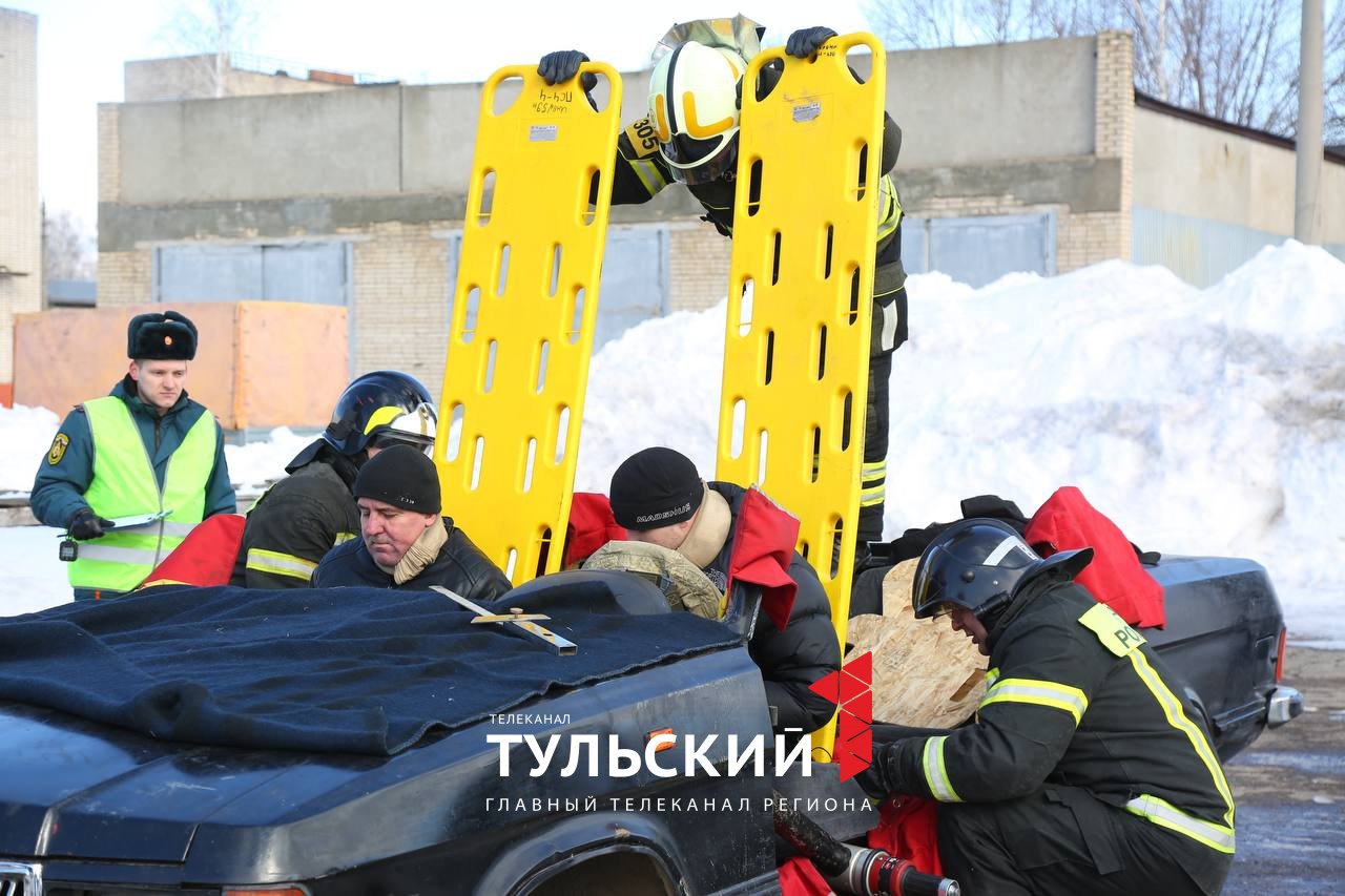 Спасатели назвали предметы в машине, которые могут спасти жизнь |  06.03.2024 | Тула - БезФормата