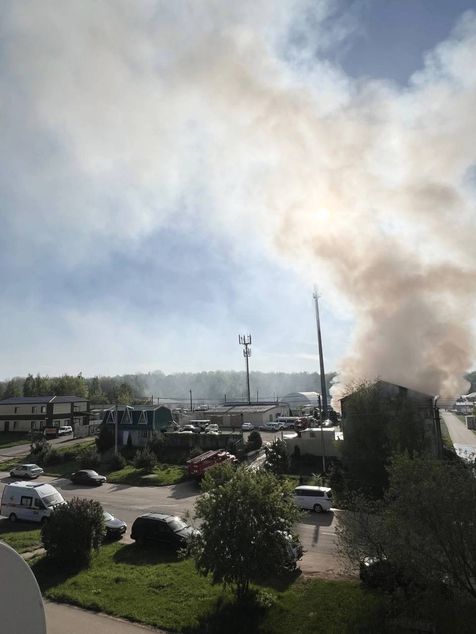 При пожаре в гараже в Ефремове сгорели 5 машин | 06.05.2024 | Тула -  БезФормата