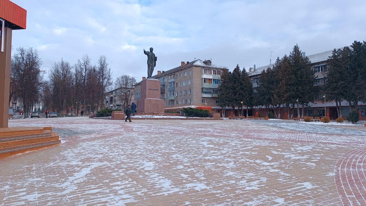 В Ясногорске завершилось благоустройство центральной площади - Новости Тулы  и области - 1tulatv