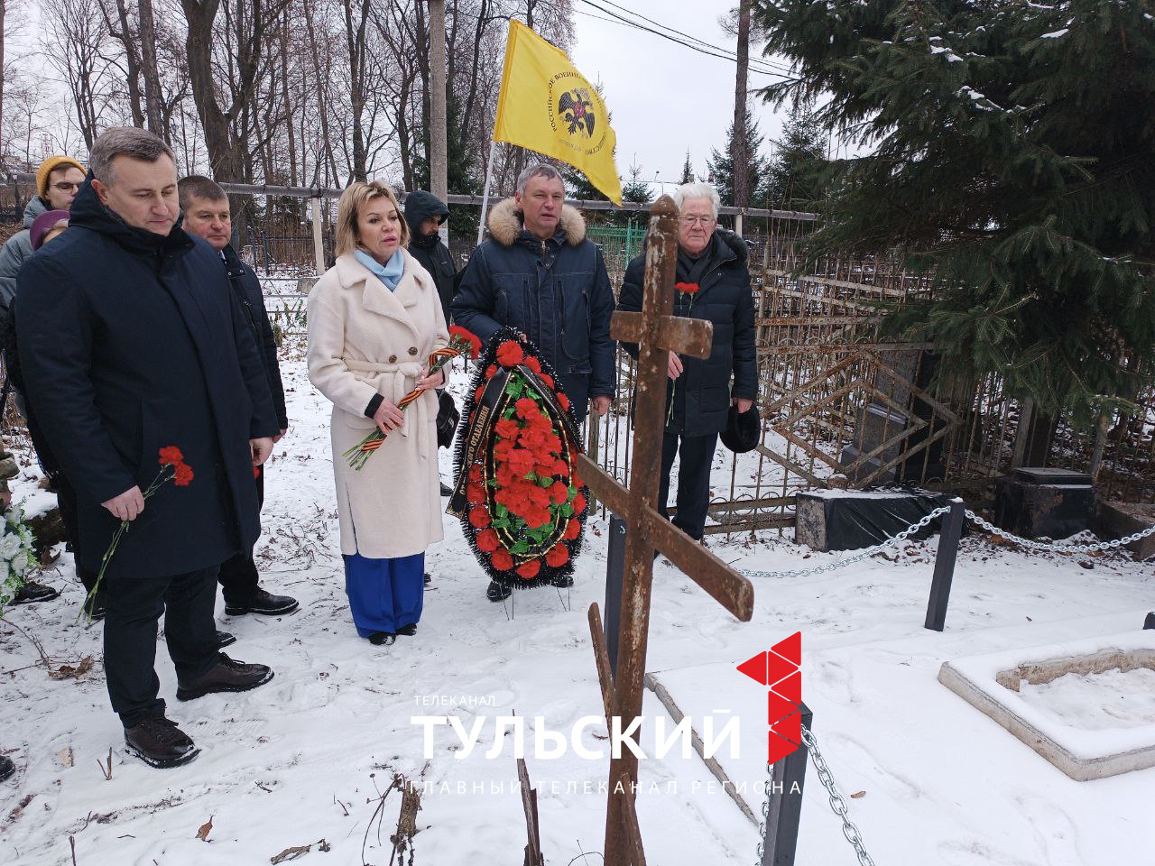 В Туле установили памятники на могилах героев-комсомольцев | 18.11.2022 |  Тула - БезФормата