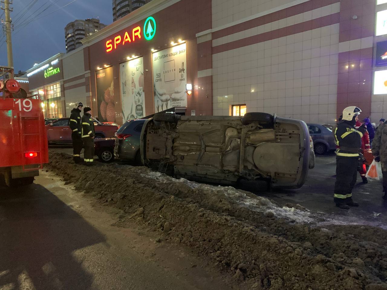 На проспекте Ленина в Туле 5 автомобилей устроили массовое ДТП - Новости  Тулы и области - 1tulatv