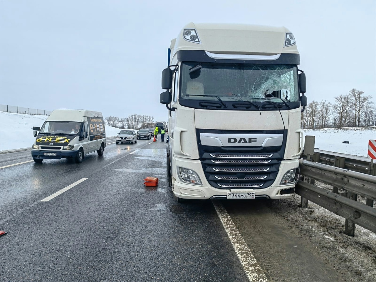 В Тульской области кусок асфальта разбил лобовое стекло грузовика и убил  водителя - Новости Тулы и области - 1tulatv