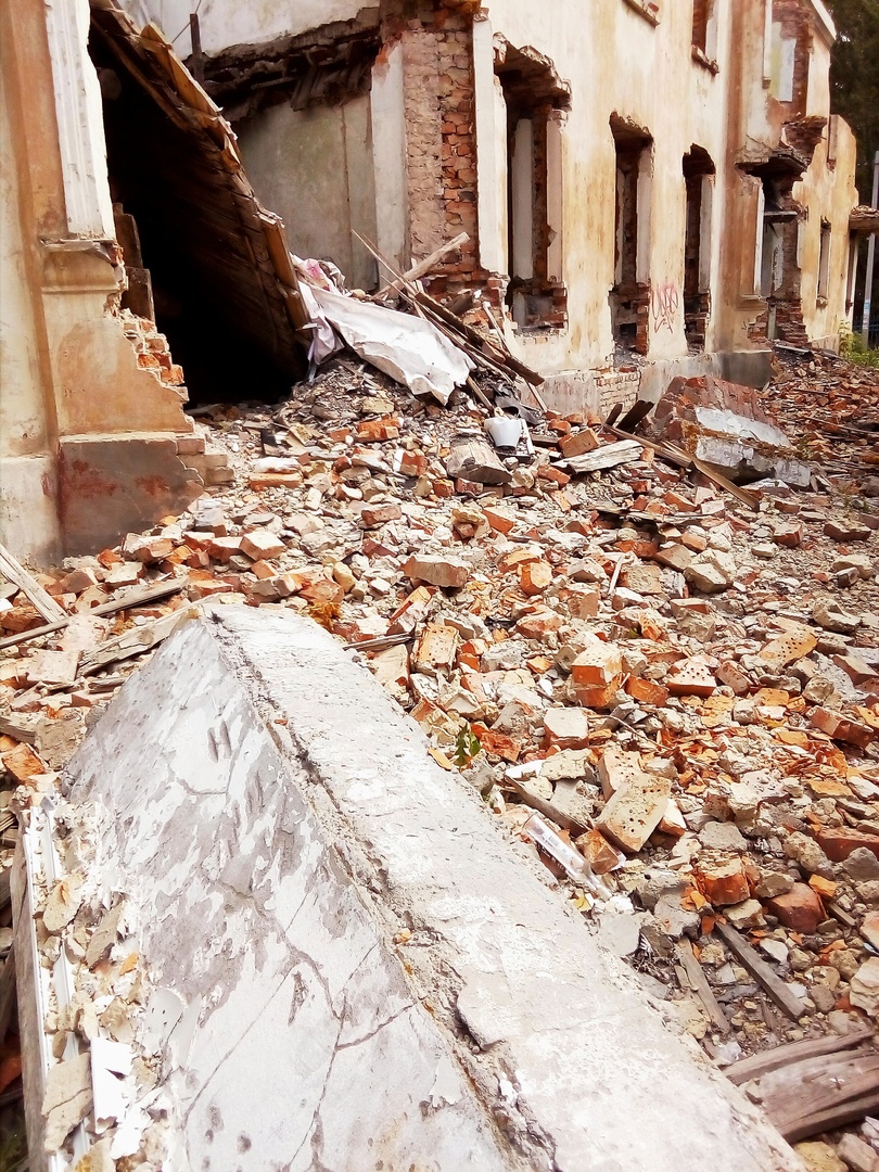 Дома на "улице разбитых кирпичей" в Новомосковске снесут