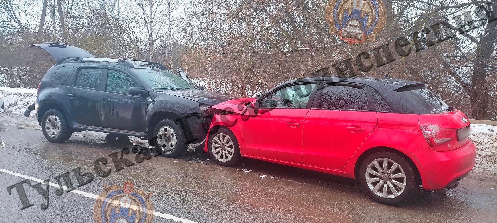 В Киреевском районе при столкновении двух легковушек пострадали оба водителя