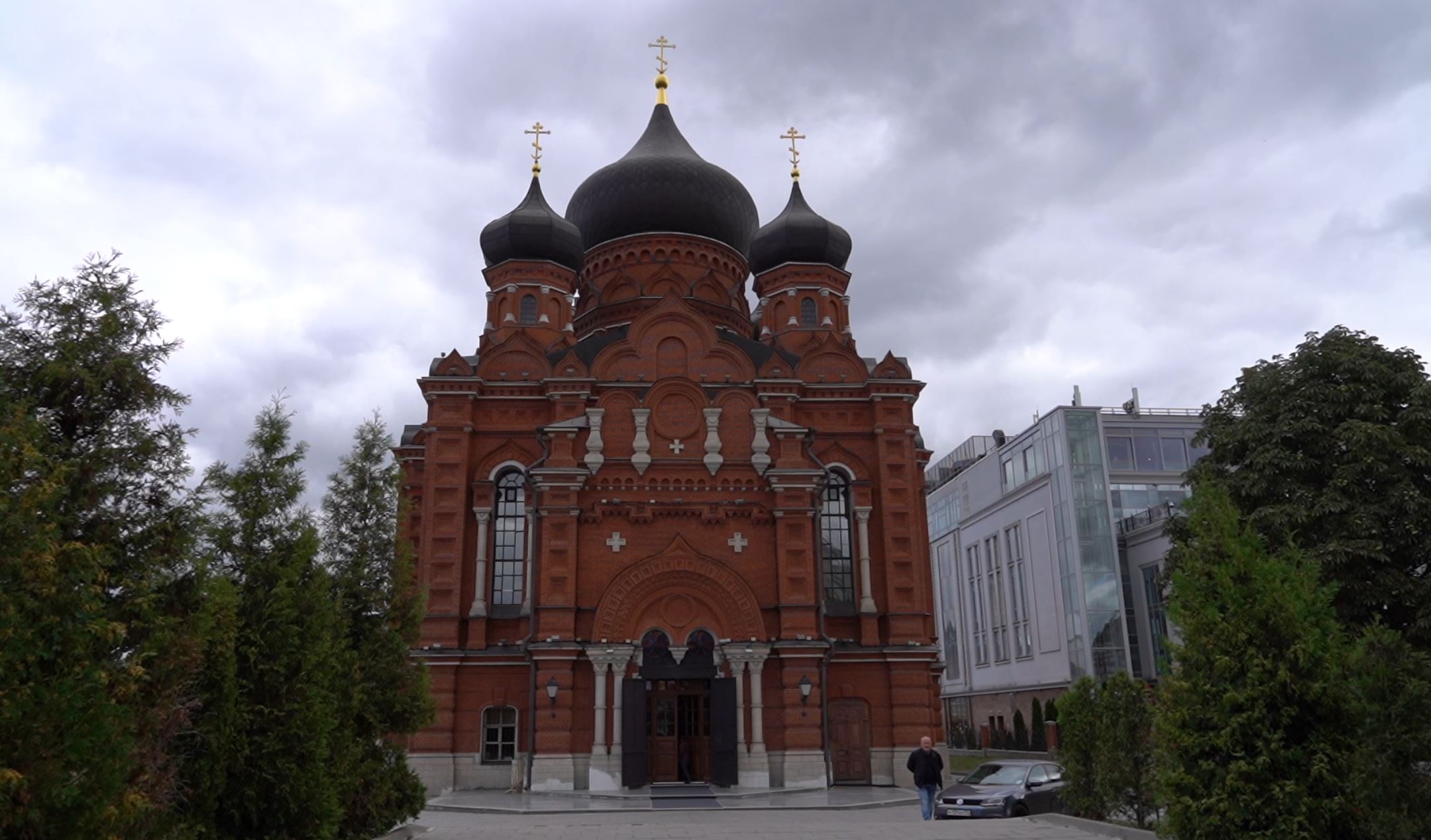 Черные купола и мощи святых: как удалось сохранить Успенский кафедральный собор в Туле