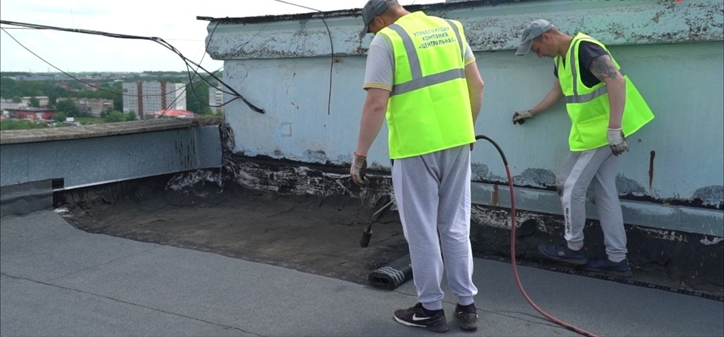 Управляющую компанию в Киреевске заставили ремонтировать крышу 