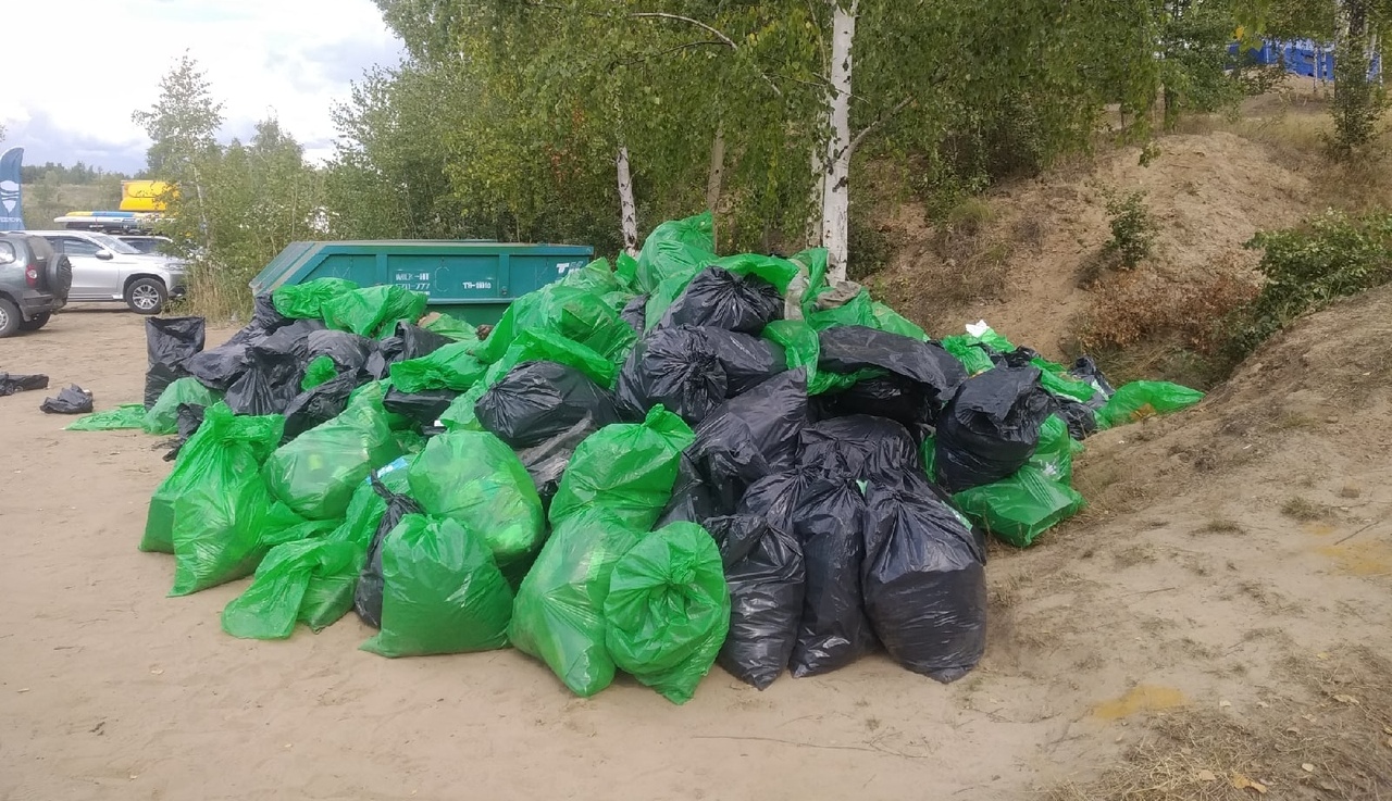 В Тульской области с берегов водоемов собрали около 10 тысяч мешков мусора