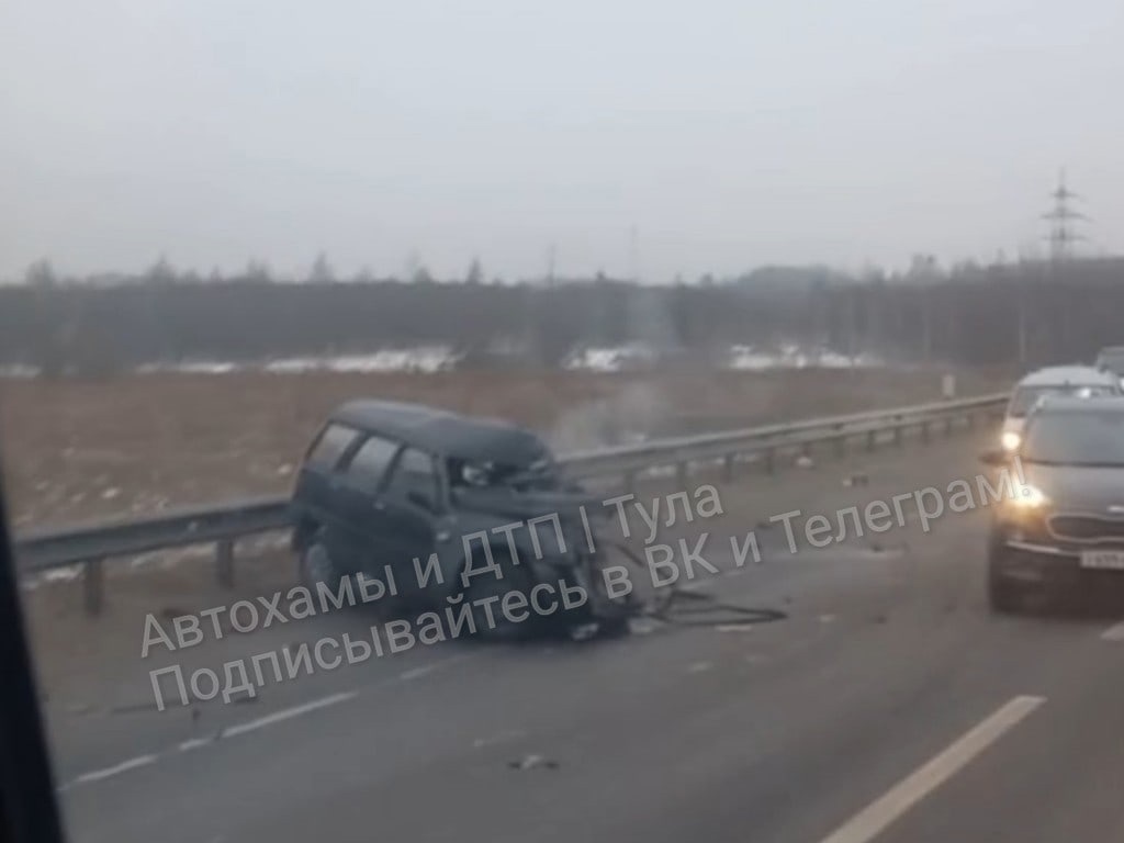 Под Тулой скончался водитель легковушки после ДТП с автопоездом - Новости  Тулы и области - 1tulatv