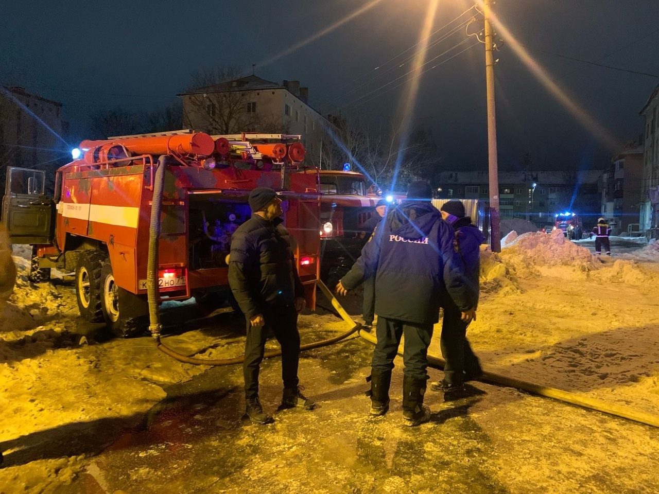 Из горящего бывшего общежития в Ясногорске эвакуировали 39 человек