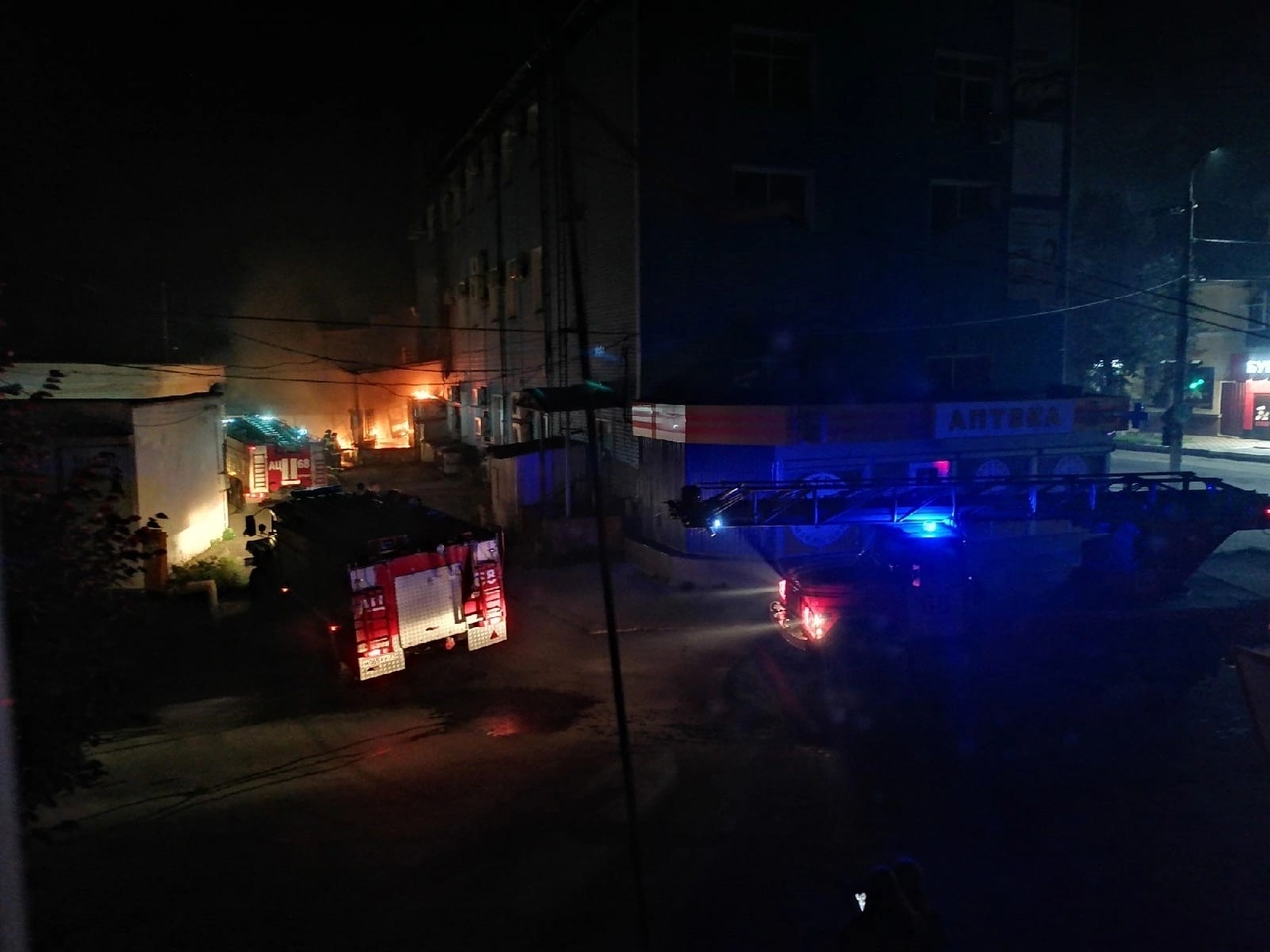 Ночью в Богородицке загорелся супермаркет 