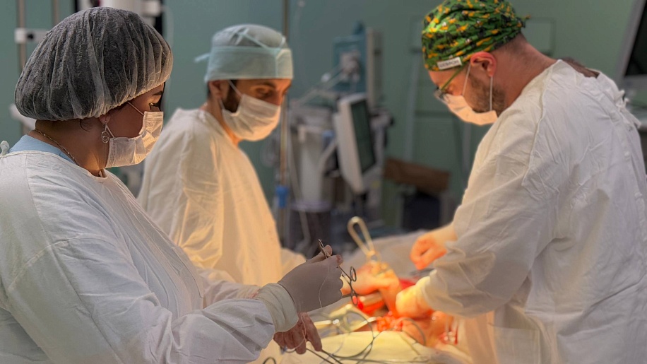 Врачи в Туле удалили пациенту часть кишечника без разрезов